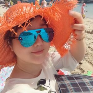 Meet your Posher, Ying